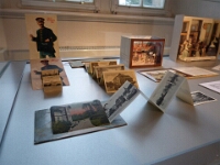 Faltkarten und -bilder